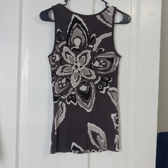 OLD NAVY LADIE'S TOP - Picture 3 of 4